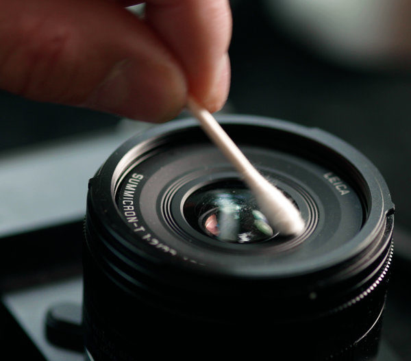 LEICA CAMERA REVIEWS & LEICA LENS REVIEWS LEICA REVIEW