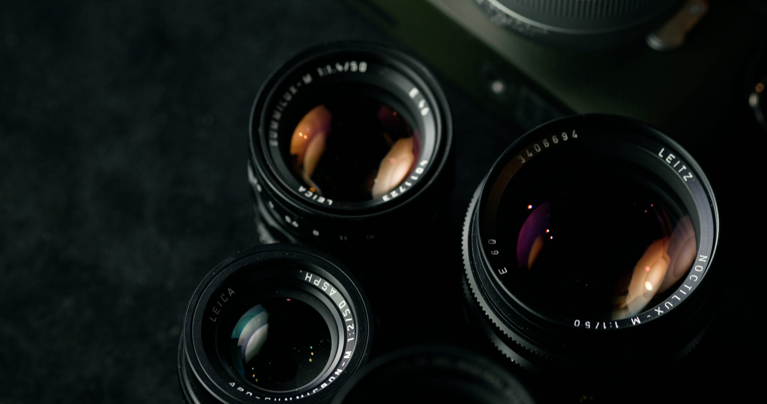 Leica 50mm Summicron 50mm f/2.0 Apo vs. Zeiss Sonnar 50mm f/1.5 - A Comparison Review