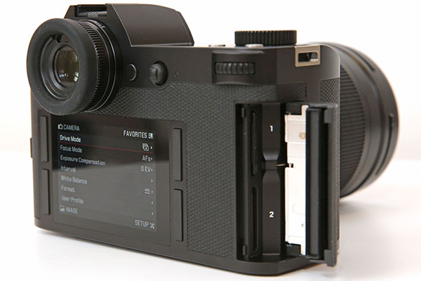 Leica SL Camera Review - Leica Review - Lens Master Oz Yilmaz